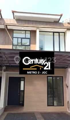 Rumah Bangunan Baru 2 Lantai Siap Huni di Cluster La Seine, Jakarta Garden City, Cakung, Jakarta Timur