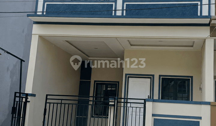 Modern House Ready to Occupy in Taman Harapan Baru, Bekasi