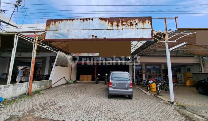 For Rent: Shop House on Blimbing Main Road, Malang