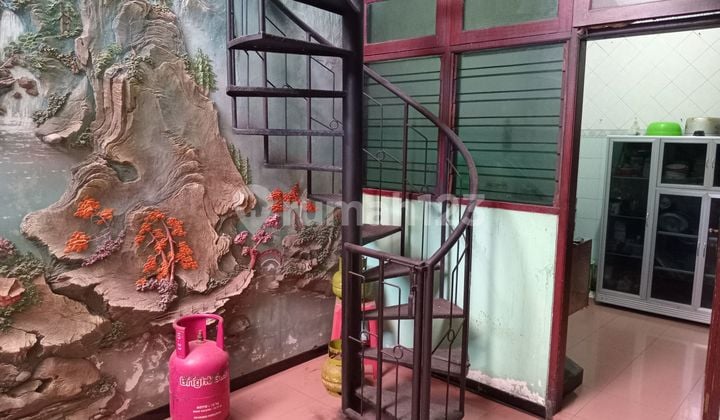 Rumah SHM kondisi bagus banget BU 2 lantai