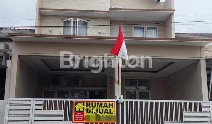 Rumah Cantik Semi Furnished 2 Lantai di Permata Cimanggis