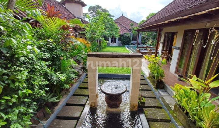 Villa Jalan Cekomaria North Denpasar