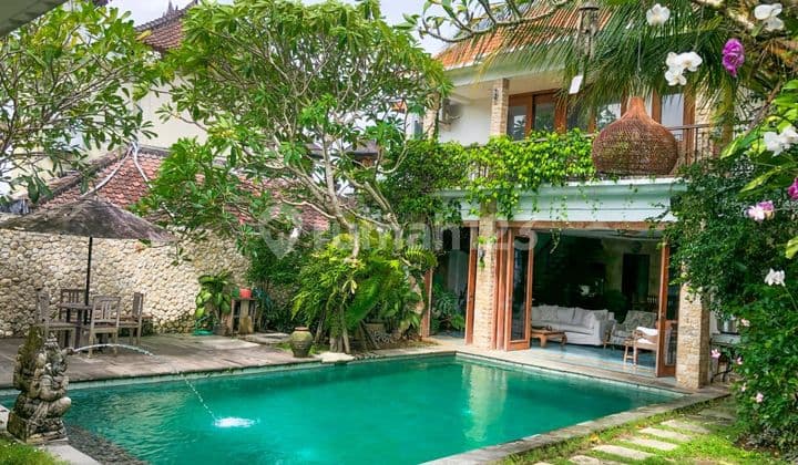 Luxury Villa Tegal Cupek Street Umalas Kerobokan Badung Bali