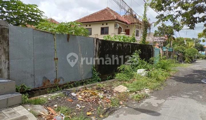 LAND ON BEAUTIFUL BULUH STREET, WEST DENPASAR
