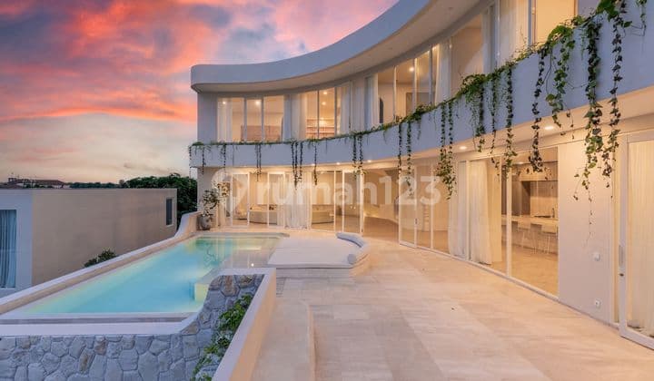 Luxury And Beautyfull Modern 4 Br Villa In Uluwatu Bali