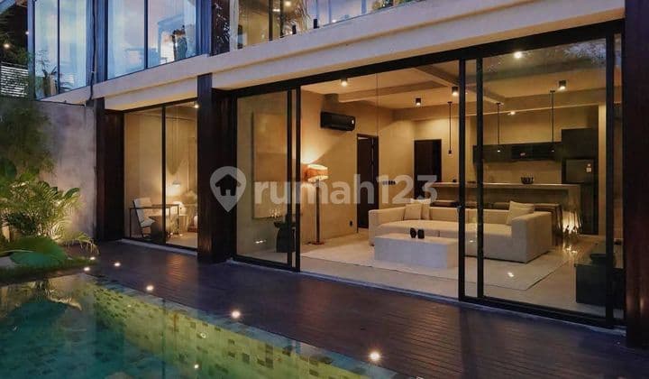 Modern Luxury Villa For Rent In Tumbak Bayuh