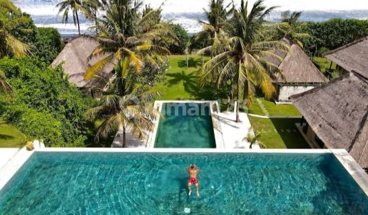 Luxury Beach Front Villa Ready For Sale In Klecung Beach Tabanan