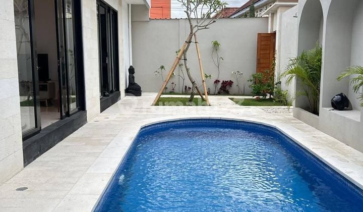 Beautiful 2 Bedroom Villa Ready For Rent In Seminyak Bali