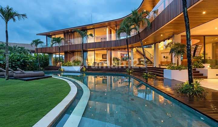 Luxury Villa For Rent In Pererenan Bali 5br