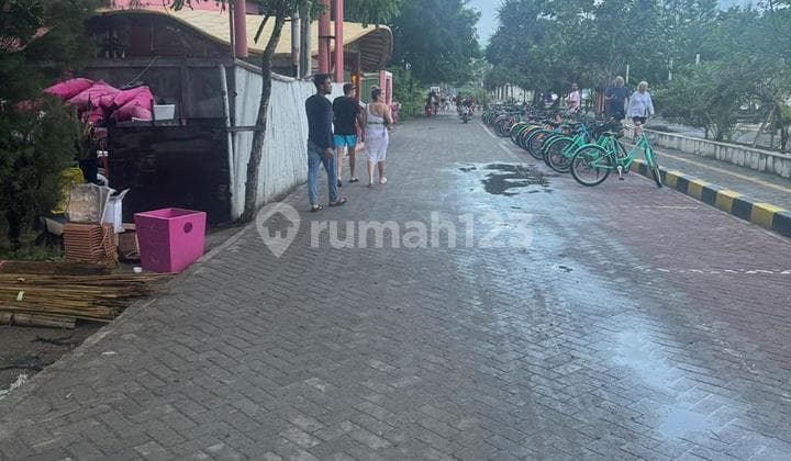 Dekat Pusat Perbelanjaan dan Pantai di Gili Trawangan