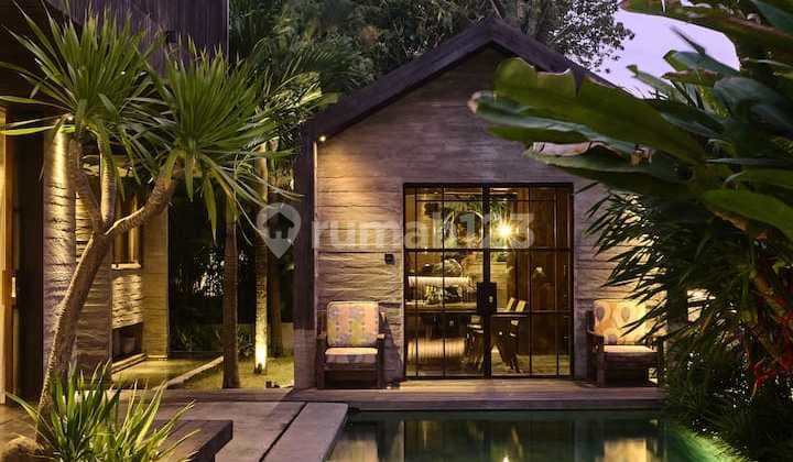 Ready For Rent Or Leasehold Beautyfull And Modern 3 B R Villa In Pererenan Bali