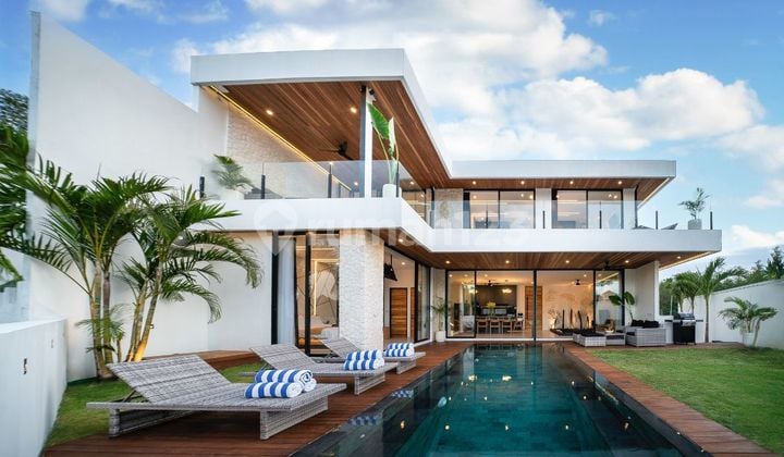 Ready Luxury Villa For Rent In Padang Linjong Canggu Bali 5br