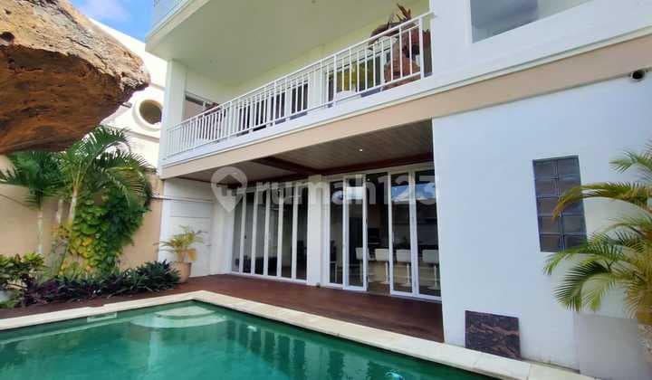 For Sale / Freehold Private Villa 3 Bedrooms