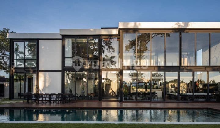 Ready For Rent Luxury 5 B R Villa In Umalas Bali