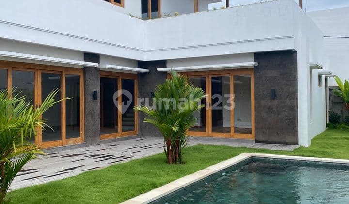 Beautyfull Villa For Sale In Pecatu Bali 4 B R