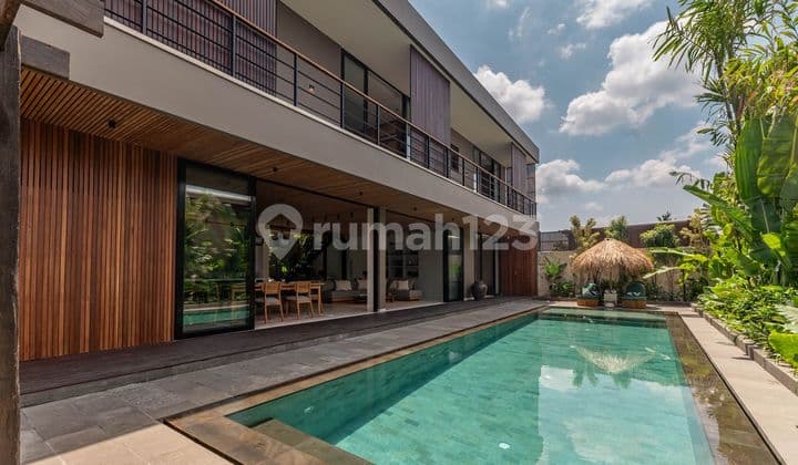 Ready For Leasehold 4 B R Beautiful Villa In Canggu Bali
