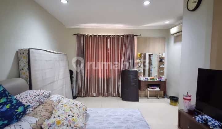 Rumah Hoek 2 Lantai Harga NJOP - Sunter Bisma, Jakarta Utara