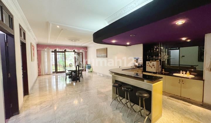 Nice House Menteng...