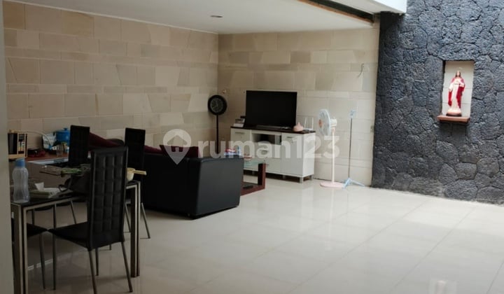 Rumah Murah Minimalis Strategis di Komplek Dekat Alun Alun Cimahi