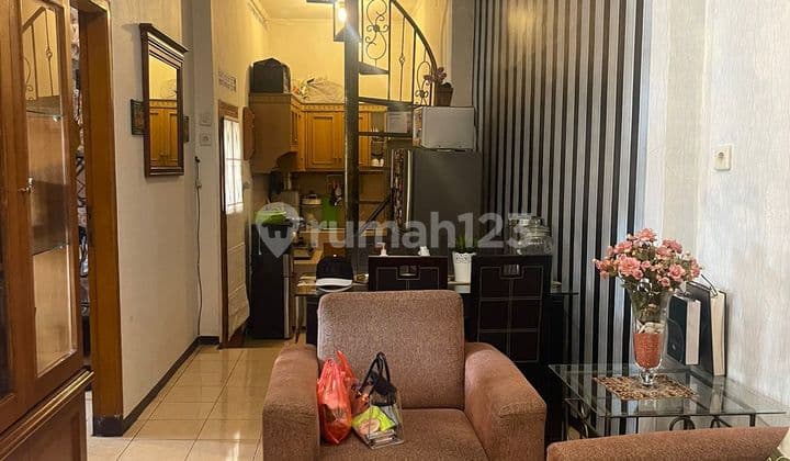 Rumah Bagus Terjangkau di Komplek Batu Mulia Mengger Bandung