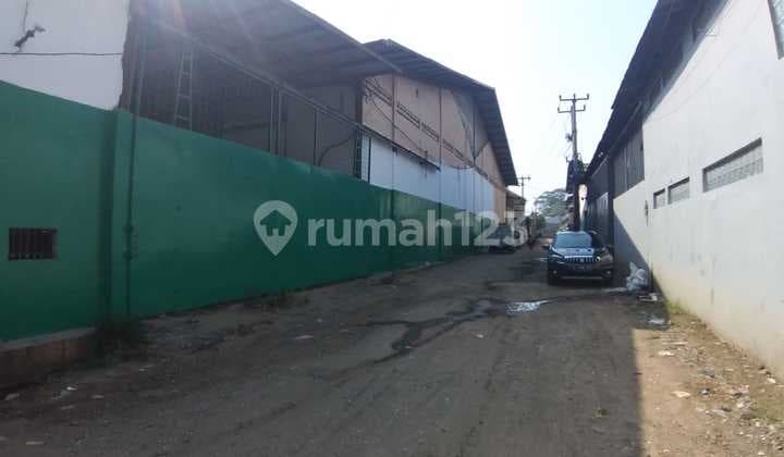 Gudang Strategis di Cibolerang Area Industri Dekat Tol Bandung