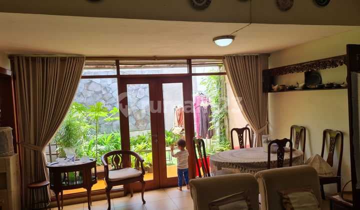 Affordable, Strategic, Charming House in Sayap Tubagus Ismail, Bandung City