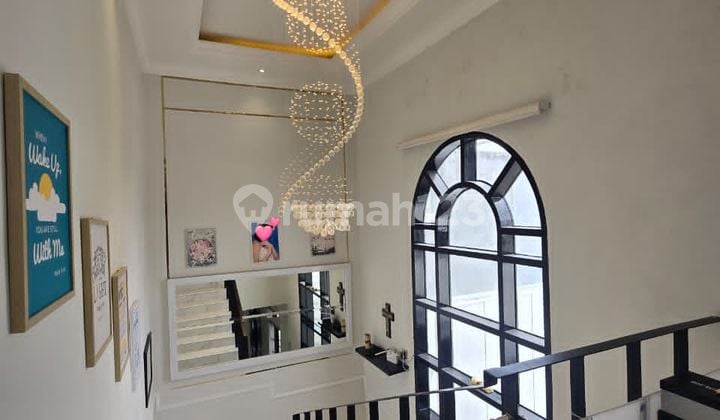 Rumah Modern Semi Furnish di Komplek Gegerkalong Permai Bandung
