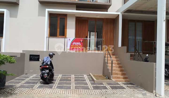 Jual Rumah 2 Lantai Murah di Bali Garden City Sayap Dago Bandung