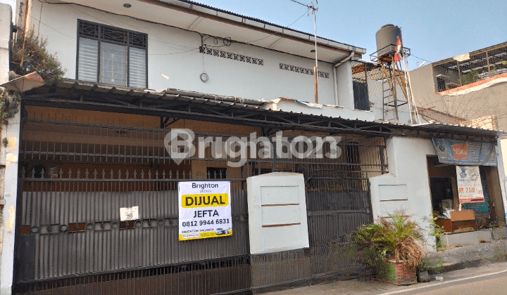 RUMAH 2 LANTAI DI JALAN RAWA SELATAN - JAKARTA PUSAT