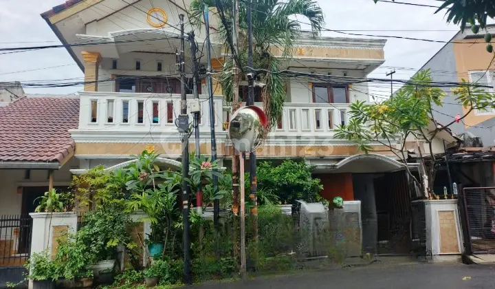 Rumah 2 Lantai Di Jalan Ikan-ikan, Rawamangun - Jakarta Timur
