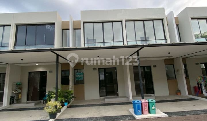 Rumah Milenial 2 Lantai, Cluster Dallas Pik 2