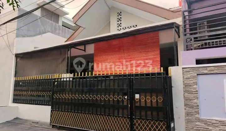 Rumah 1.5 Lantai Di Kayu Putih - Jakarta Timur