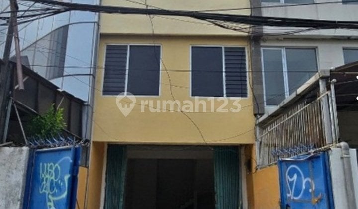 Ruko Raya Pucang Surabaya Zero Street Next to Galaxy Mall East Surabaya