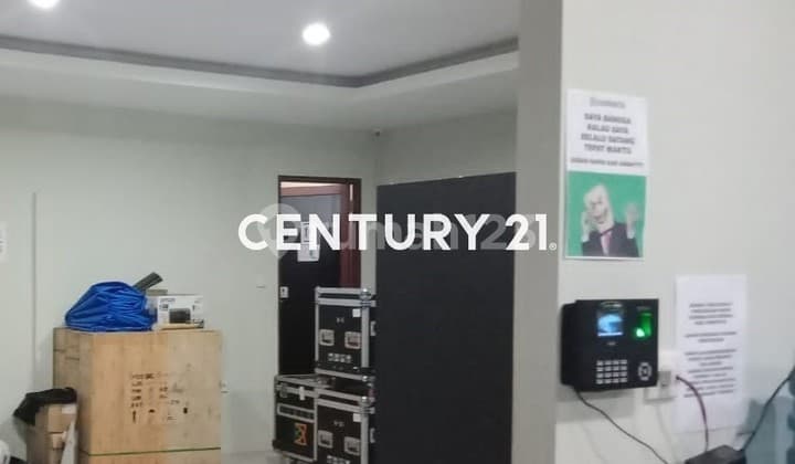 Dijual Gudang dan Kantor di Daerah Duren Sawit