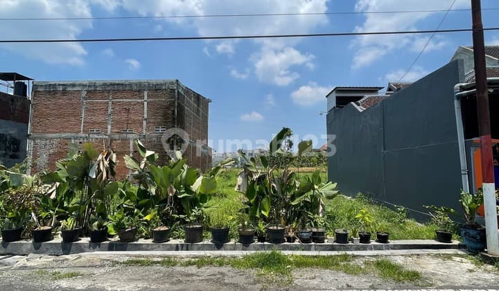 TANAH SELANGKAH DARI HOTEL GRAND MERCURE DI PANDANWANGI BLIMBING MALANG