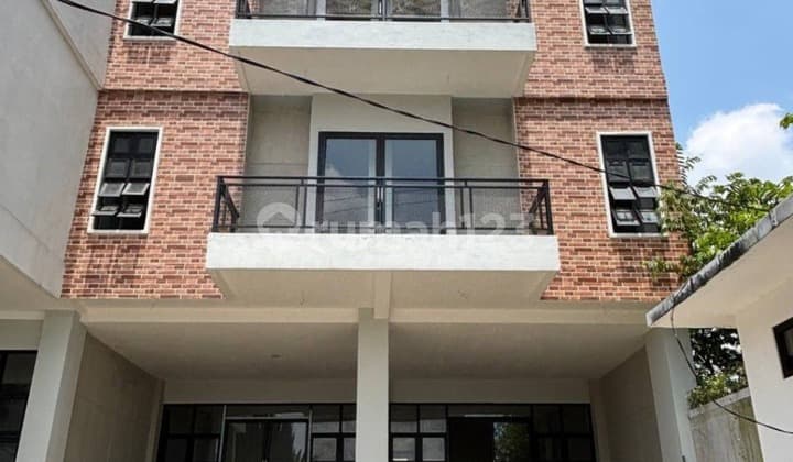 DIJUAL GUEST HOUSE BANGUNAN BARU DEKAT AREA WISATA DI ORO ORO OMBO KOTA BATU