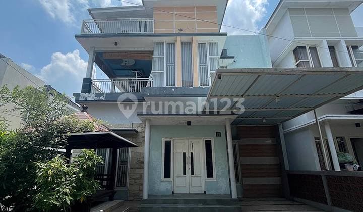 Dijual Rumah Hook Dekat Sd, Smp & Sma Sabilillah Di Jl Ikan-ikan Malang