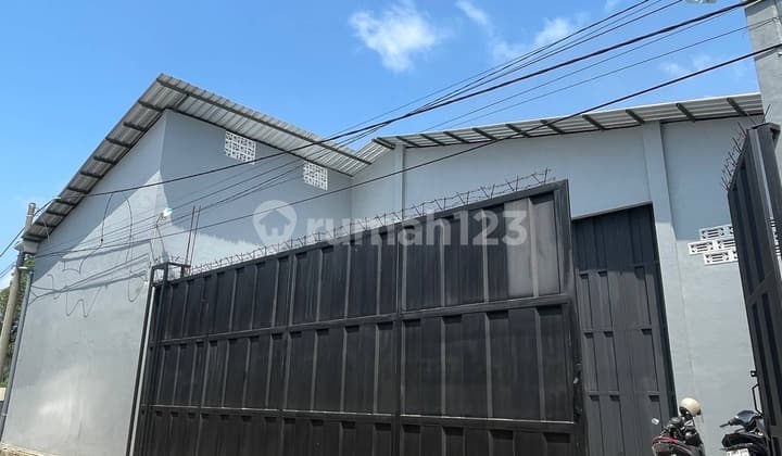 FOR RENT: NEW WAREHOUSE READY FOR USE NEAR LEADING FACTORY AND TOLL EXIT IN SINGOSARI, MALANG