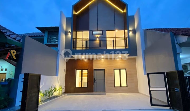 Ready-to-Occupy House in Pancoran Mas Permai Complex, Mampang, Depok