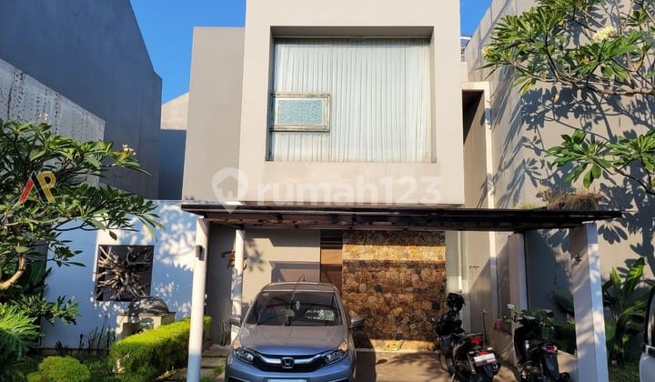 Rumah Mewah Siap Huni Terawat Dekat Tol Setu Cipayung Jakarta Timur