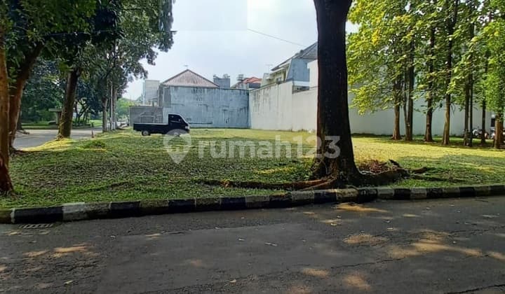 Kavling Posisi Hoek di Menteng Utama Sektor 7
