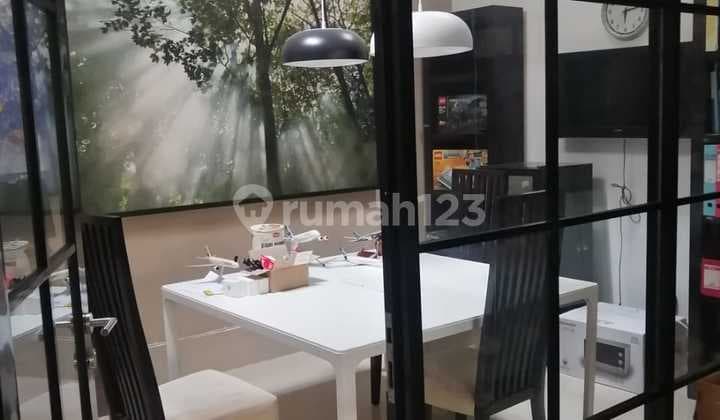 Rumah Terawat di Kasuari Bintaro Sektor 9