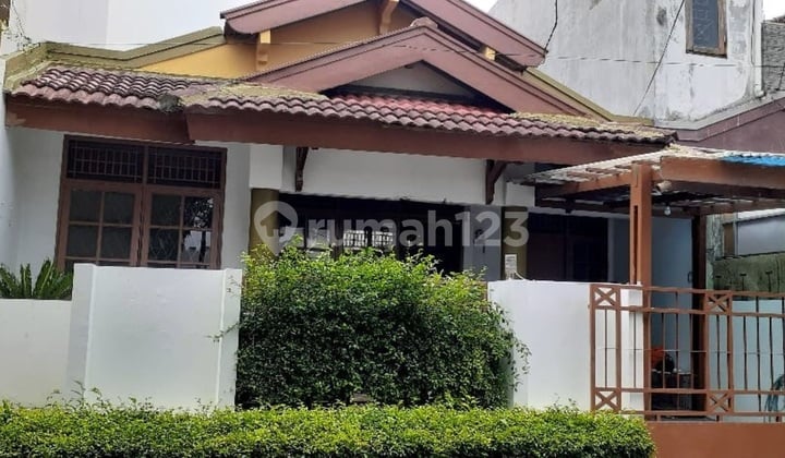 Rumah 1 Lantai di Kasuari Bintaro Sektor 9