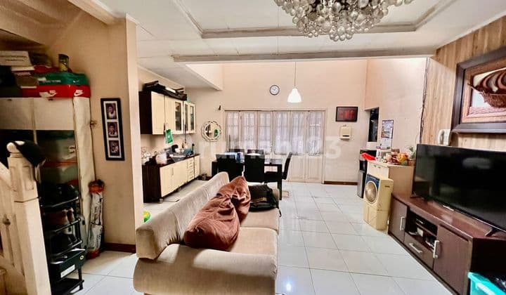 Rumah Bagus di Mertilang Bintaro Jaya Sektor 9