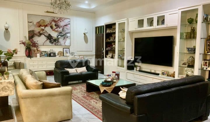 Rumah Bagus di Kebayoran Baru Senopati, Jakarta Selatan