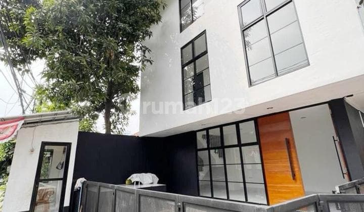 Ruang Usaha Di Jl Wijaya Timur Kebayoran Baru Jakarta Selatan