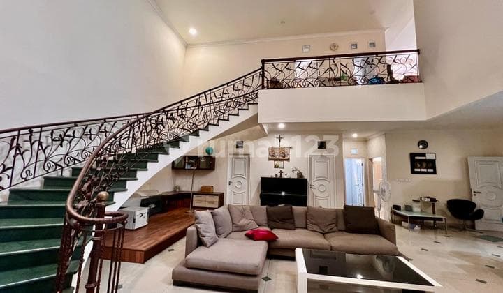 Rumah Mewah di Cluster Bintaro Sektor 9