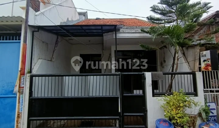 Rumah Bagus di Jl Legoso Raya Ciputat Tangerang Selatan Rumah Bagus di Jl Legoso Raya Ciputat Tangerang Selatan