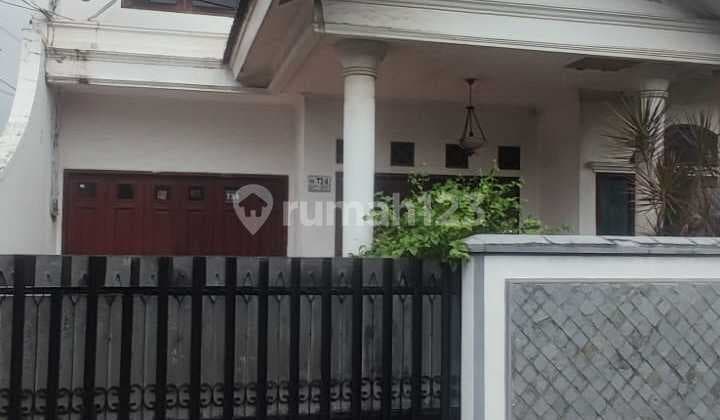 Nice House in Pondok Kopi