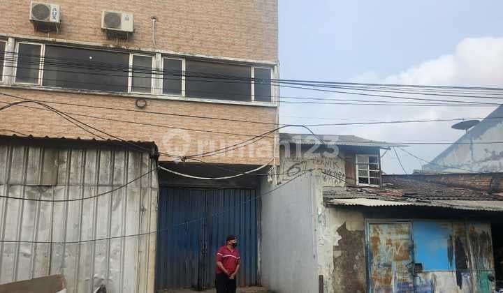 Strategic Shop House on Dadap Kosambi Main Road